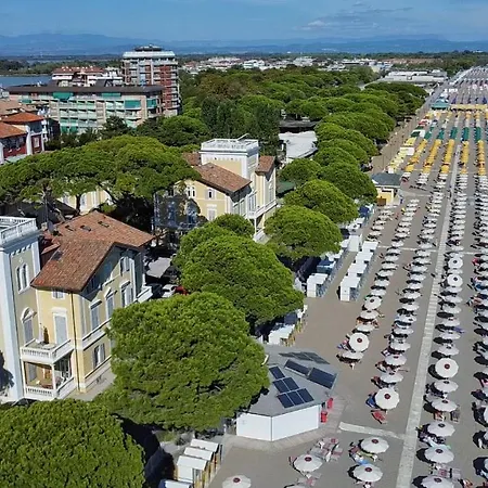 Lounge Del Duca, Centralissimo Bicamere Su Due Livelli - Posto Auto A Richesta Grado Exterior foto
