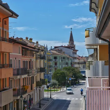 Lounge Del Duca, Centralissimo Bicamere Su Due Livelli - Posto Auto A Richesta Grado Exterior foto