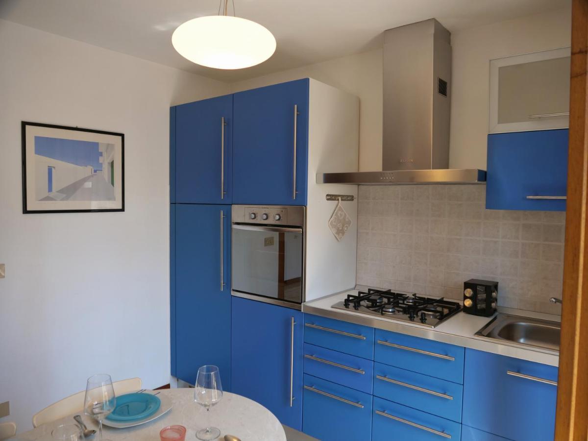 Appartement Lounge Del Duca, Centralissimo Bicamere Su Due Livelli - Posto Auto A Richesta Grado