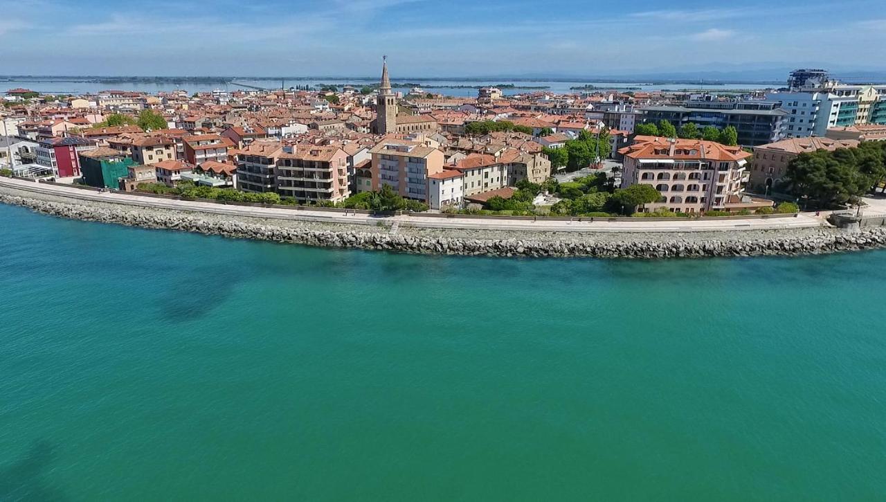 Lounge Del Duca, Centralissimo Bicamere Su Due Livelli - Posto Auto A Richesta