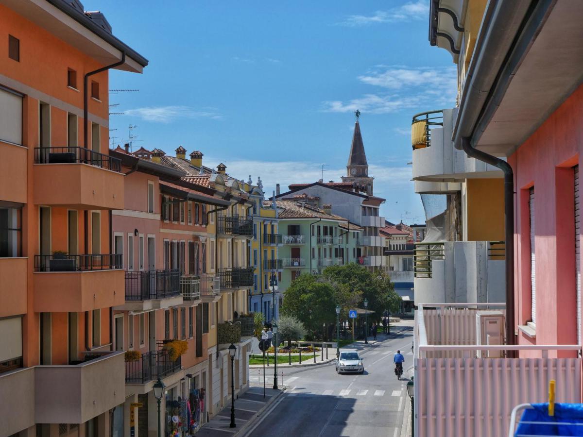 Apartment Lounge Del Duca, Centralissimo Bicamere Su Due Livelli - Posto Auto A Richesta