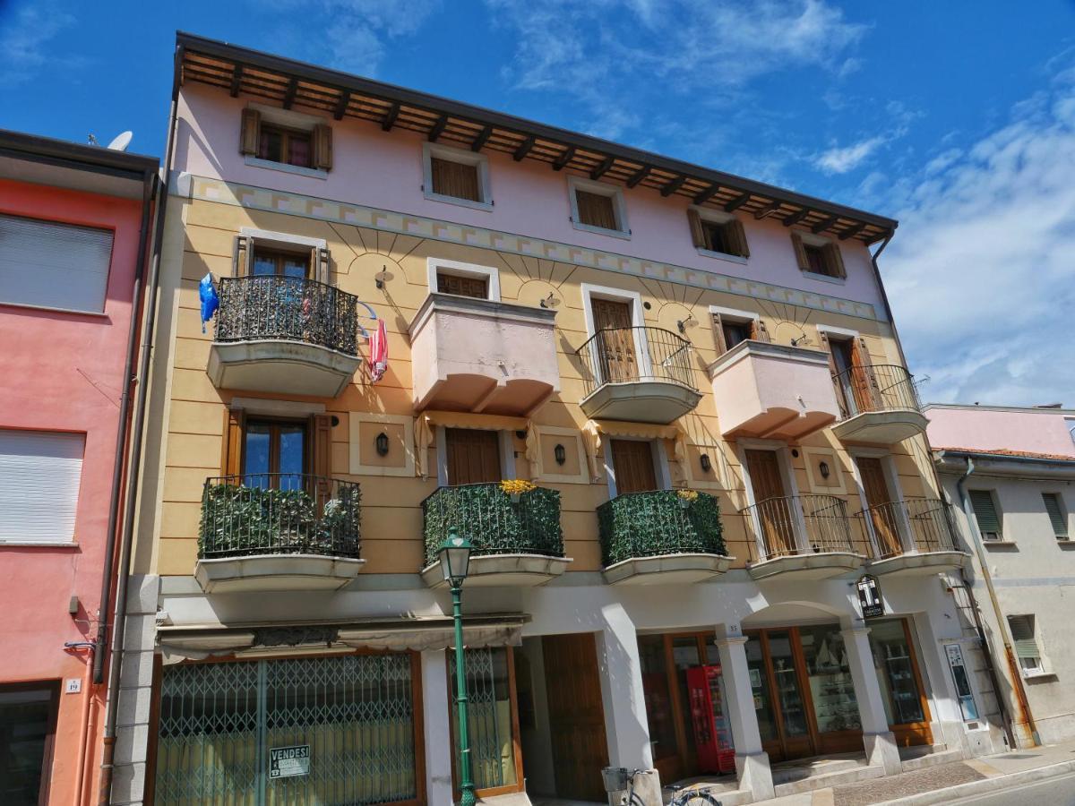 Appartement Lounge Del Duca, Centralissimo Bicamere Su Due Livelli - Posto Auto A Richesta *
