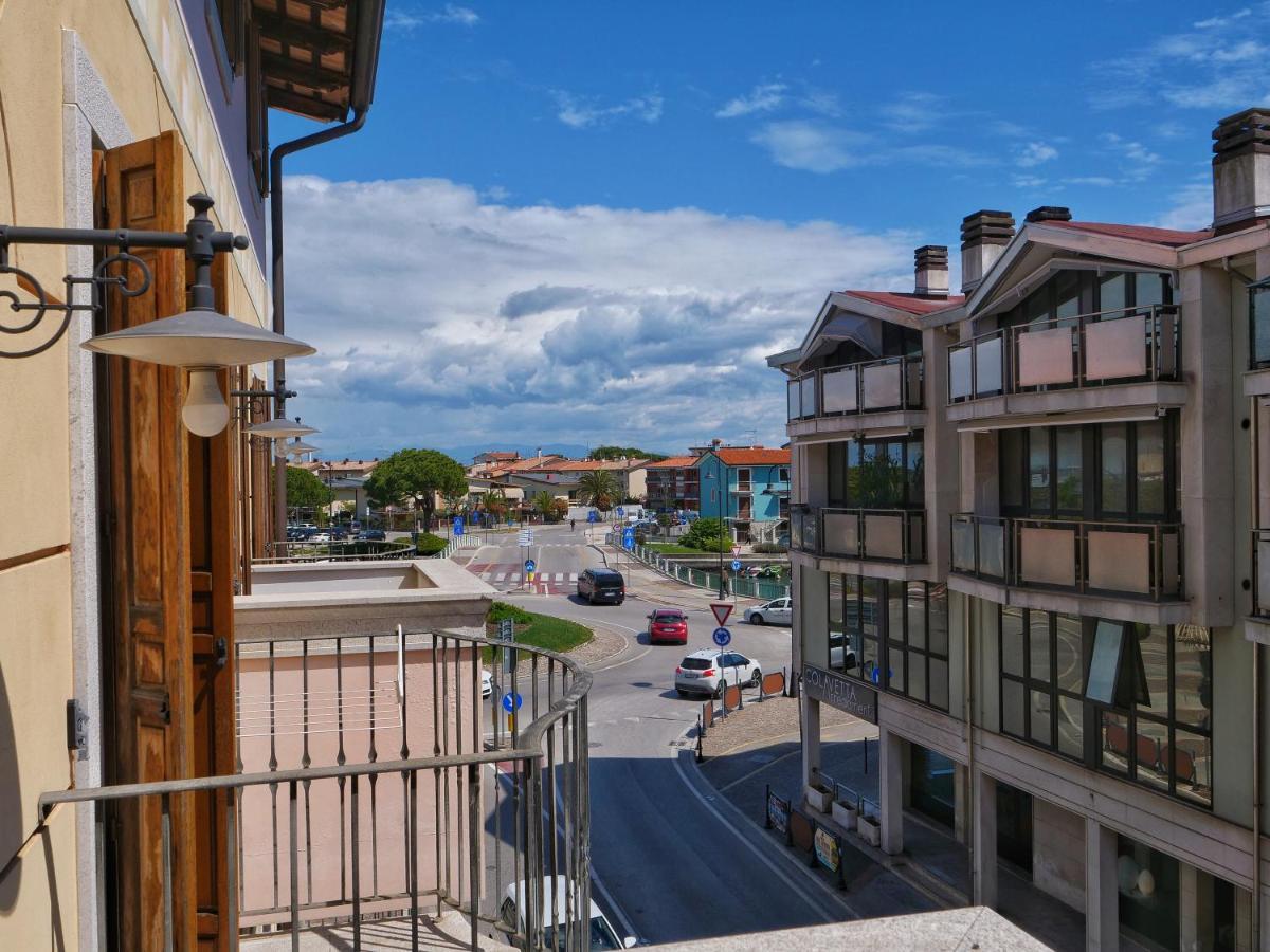 Lounge Del Duca, Centralissimo Bicamere Su Due Livelli - Posto Auto A Richesta Appartement Grado